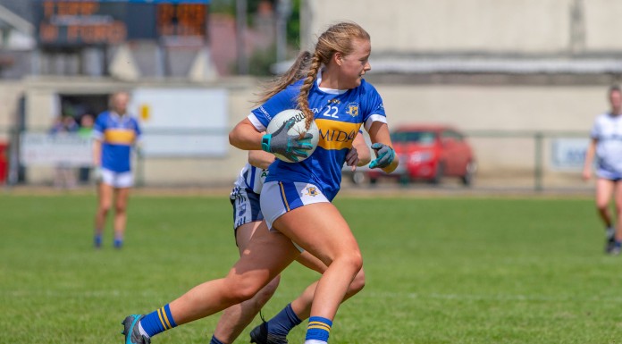 Carrie Davey in action for Tipperary (c) Cahir Media
