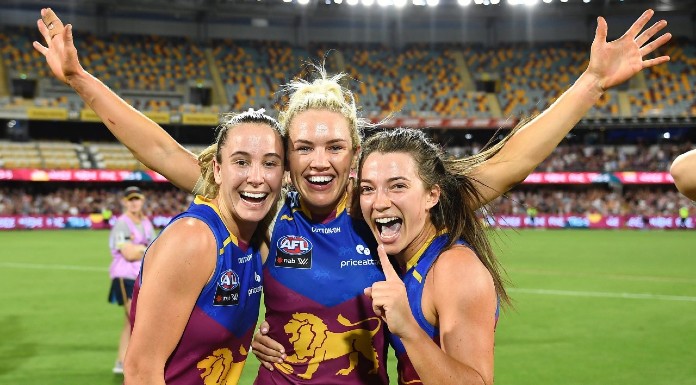 Orla O'Dwyer (centre) pictured following the 2021 AFLW Grand Final. Photo from Twitter.com/lionsaflw