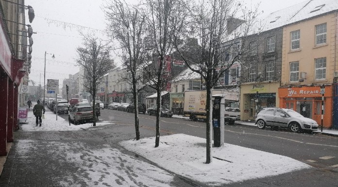 Snow in Nenagh. Photo: Tipp FM.