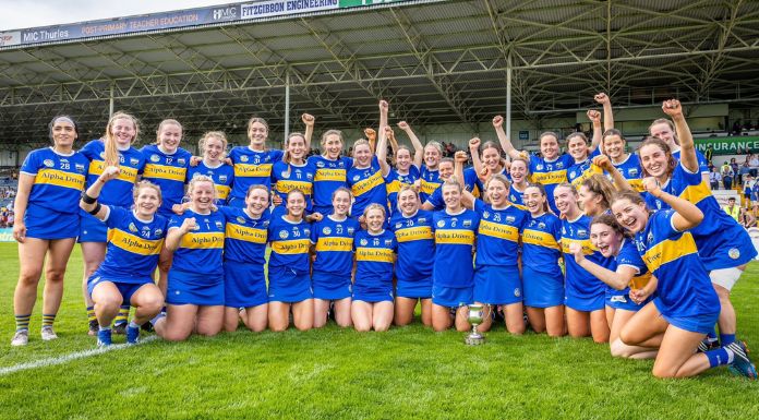 The Tipp Senior Camogie Team celebrating their Munster Camogie
title @TipperaryGAA