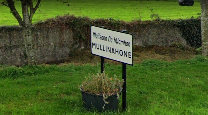 Mullinahone sign | Google maps